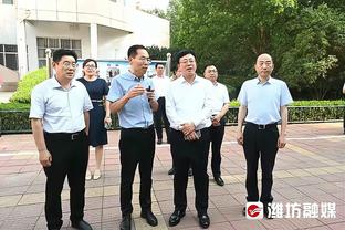 杰克逊本场数据：1次助攻，2次射正，2次关键传球，评分7.2分